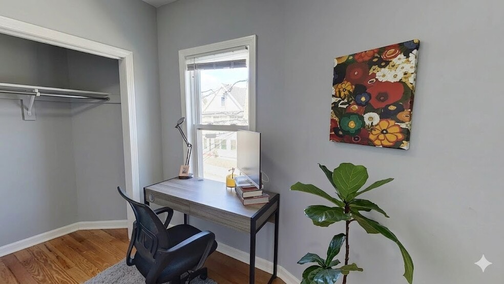 Building Photo - 50 Derby St