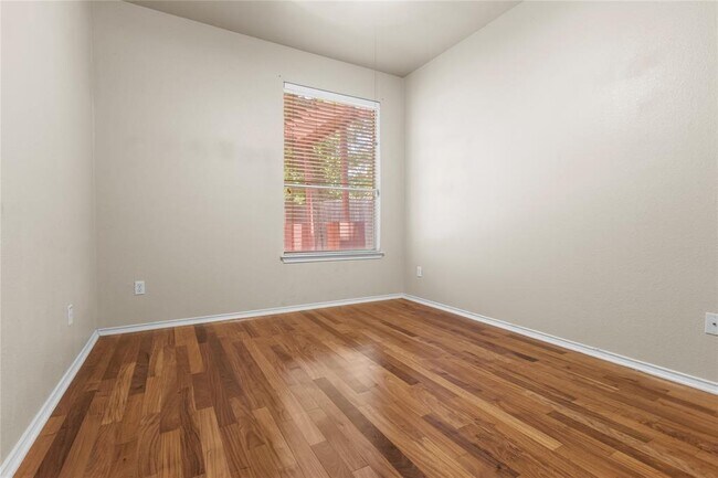 Building Photo - 1616 Chasewood Dr