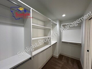 Building Photo - 3048 Forbes Blvd