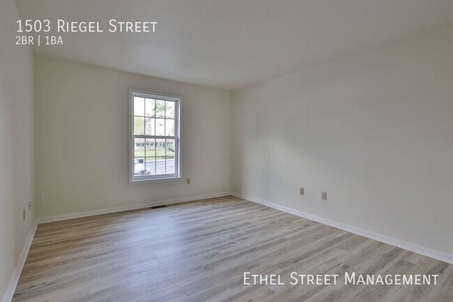 Building Photo - 1503 Riegel St