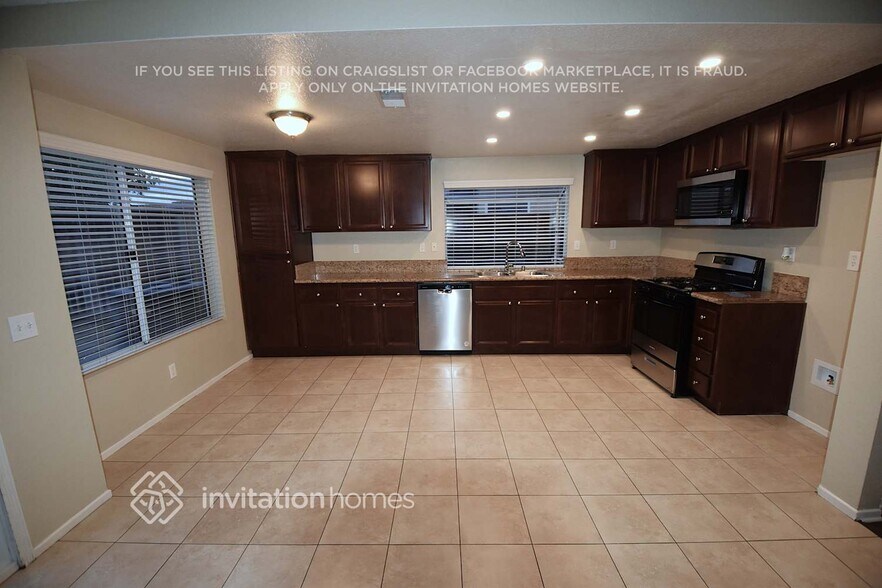 Building Photo - 4824 Feather River Rd