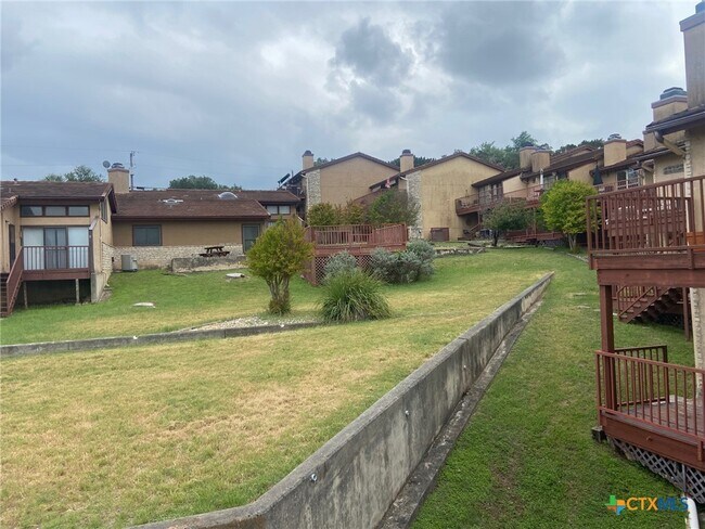 Building Photo - 116 Campbell Dr