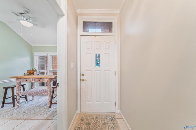 Building Photo - 10007 Meredith Ln SE