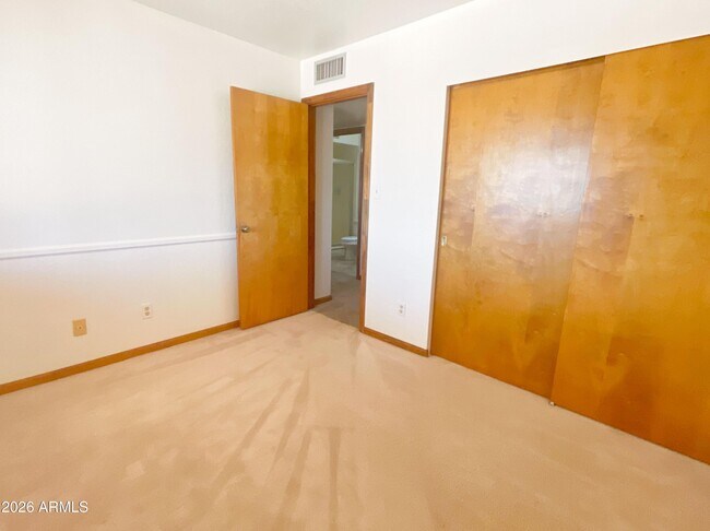 Building Photo - 35424 N 15th Ave