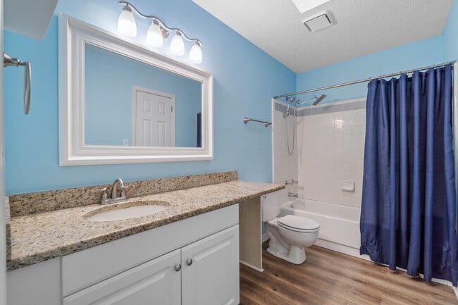 Building Photo - 1124 Bridlewood Path