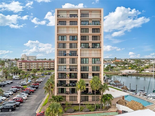 Building Photo - 51 Island Way