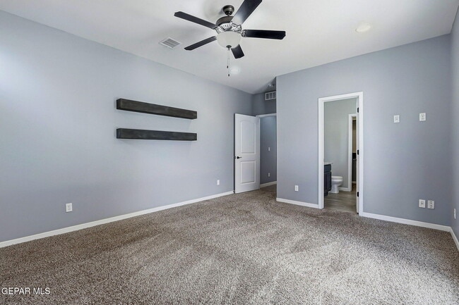 Building Photo - 2120 Honour Point Pl