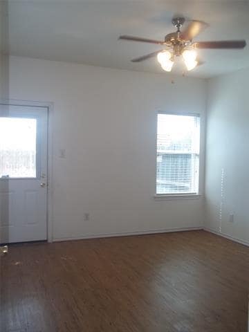 Building Photo - 1208 Redman Ave