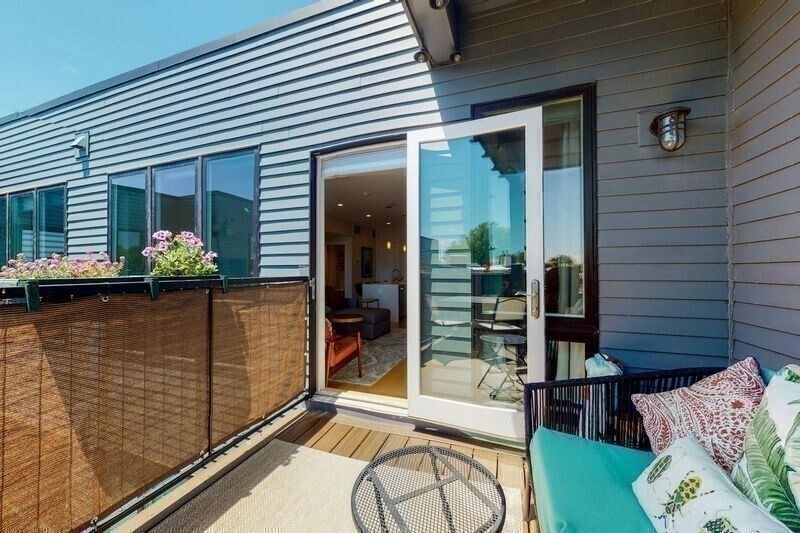 Building Photo - 488 Dorchester Ave