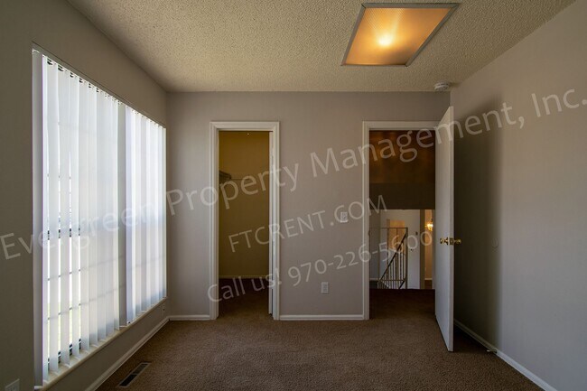 Building Photo - 4337 Hummingbird Dr