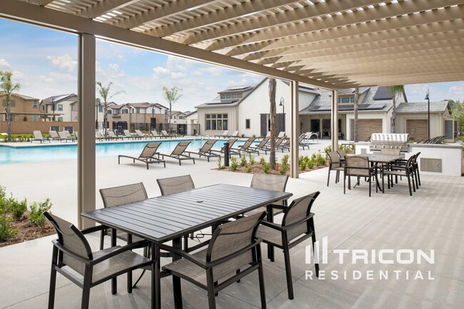Building Photo - 31587 Willowood Way