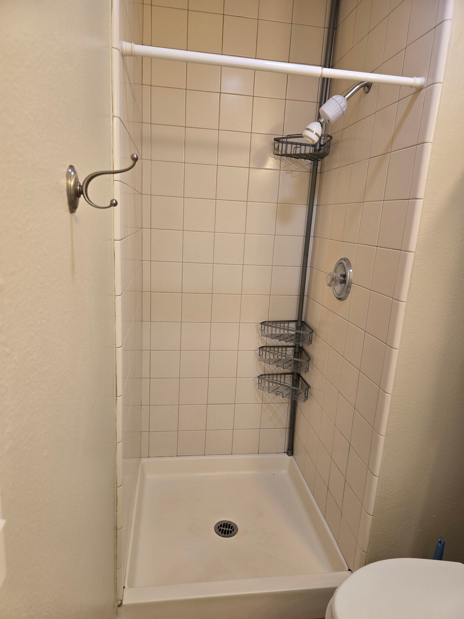 Building Photo - 4869 Racetrack Cir