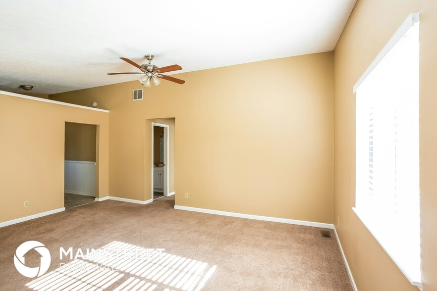 Building Photo - 5934 Parterra Dr