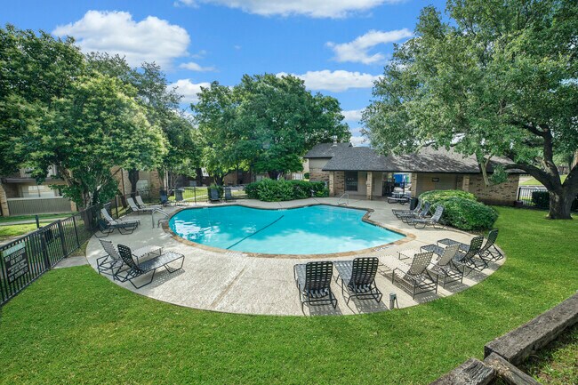 Meadow Ridge Fort Worth, TX Apartment Finder