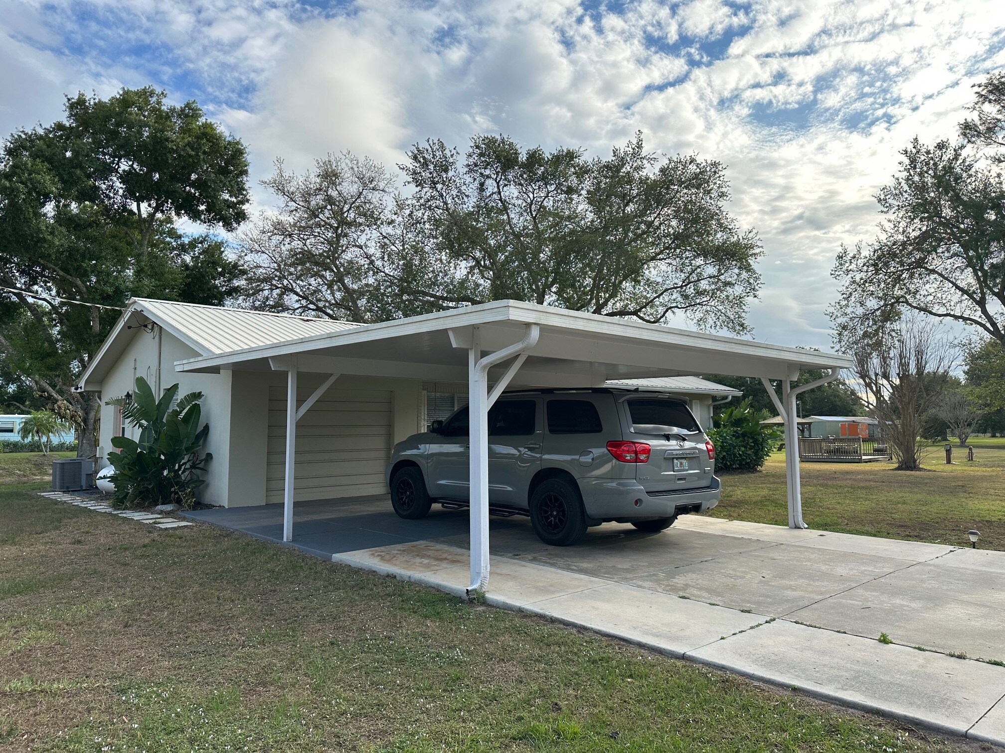 Building Photo - 4864 NW 27th St