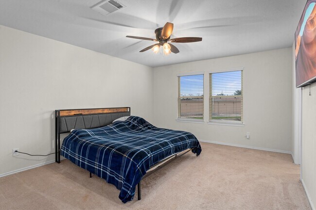 Building Photo - 1714 Avocet Way