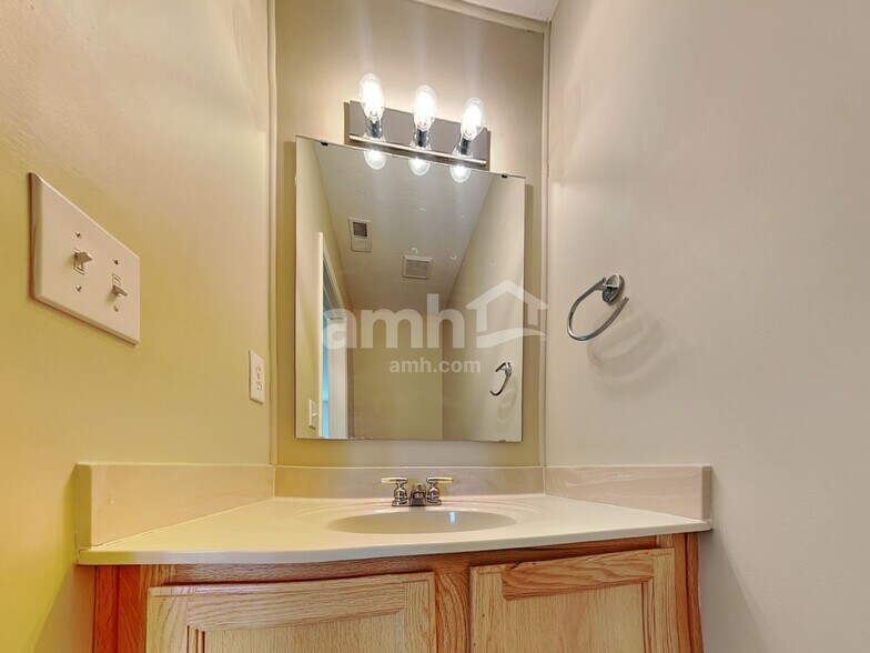 Building Photo - 11536 Jagged Rock Ct