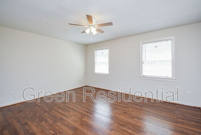 Building Photo - 11366 Oakcenter Dr