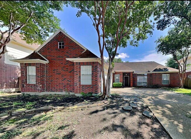 Building Photo - 16023 Mountain Shadows Dr