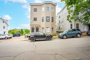 Building Photo - 20 Sheridan St