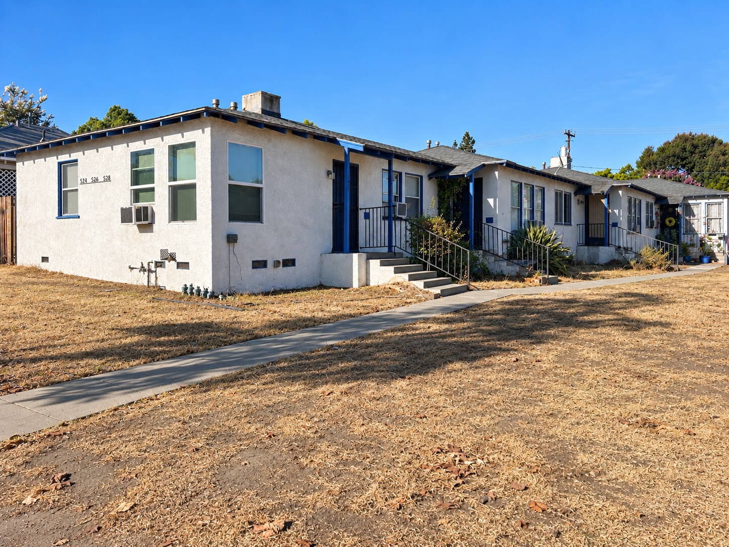 Building Photo - 528 N Rosemary Ln