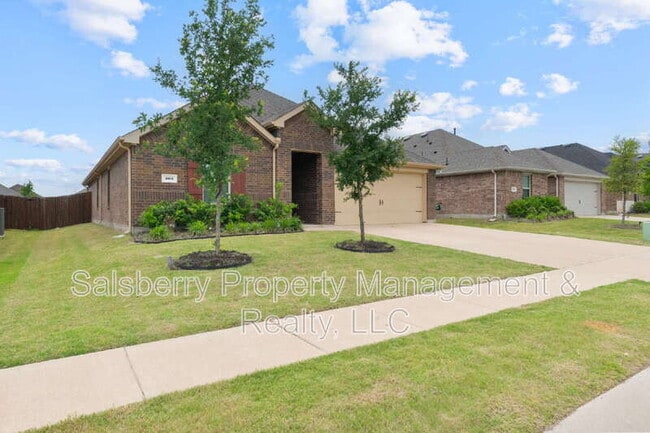 Building Photo - 503 Willow View Way