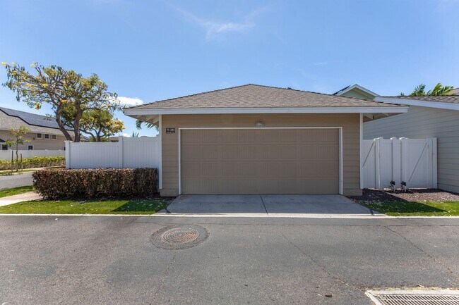 Building Photo - Stunning 4 Bedroom with 3 Bathroom Home in...