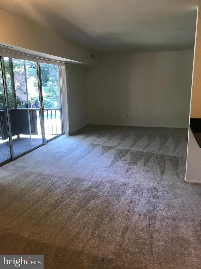 Building Photo - 7821 Enola St