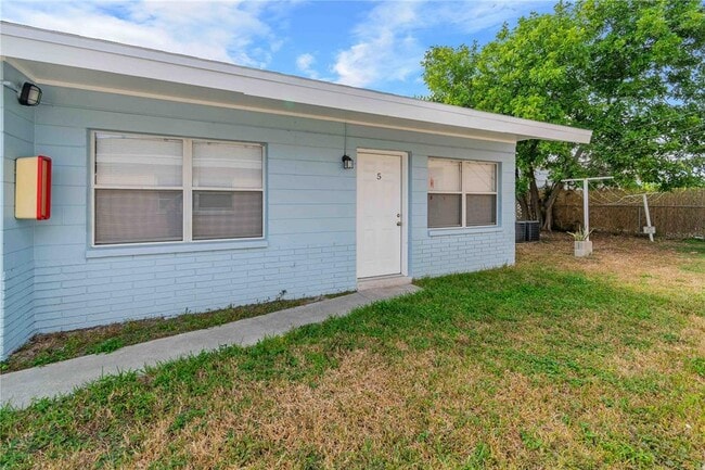 Primary Photo - 140 112th Ave N