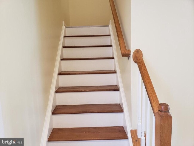 Building Photo - 18022 Royal Bonnet Cir