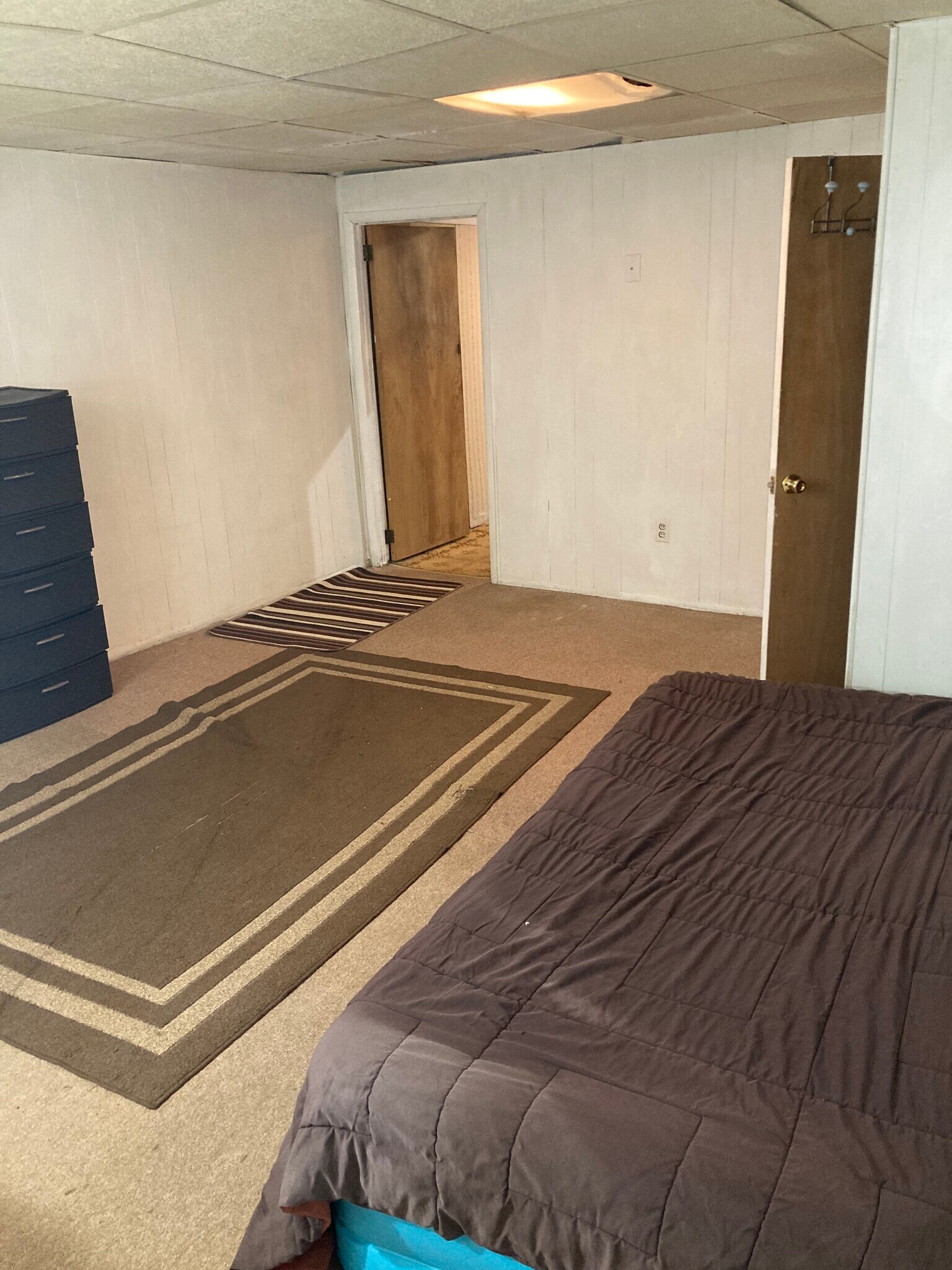 Disregard this photo not the rental - 764 Lenore Ln