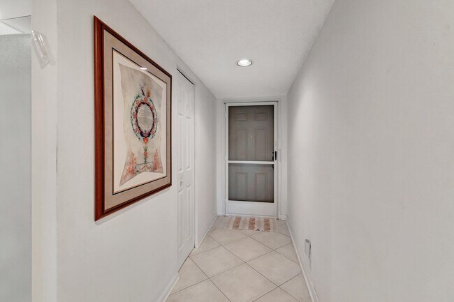 Building Photo - 15075 Witney Rd
