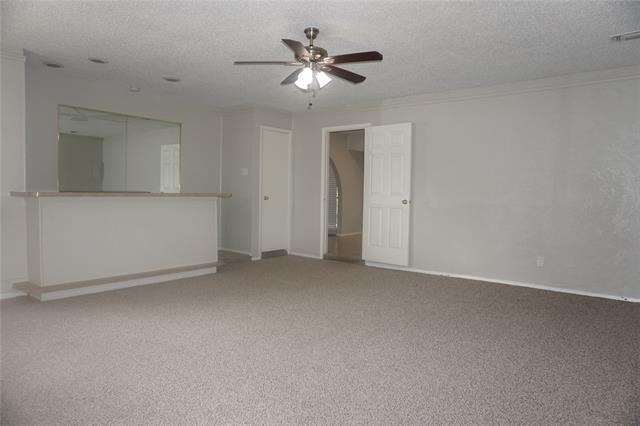 Building Photo - 2308 Warwick Ct