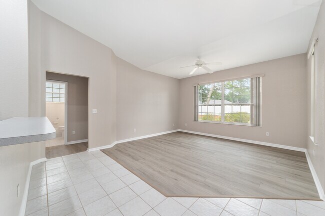 Building Photo - 10061 SW 74th Terrace