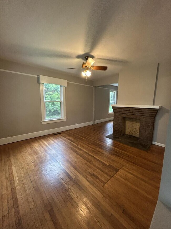 Building Photo - 3342 Yellow Sulphur Rd