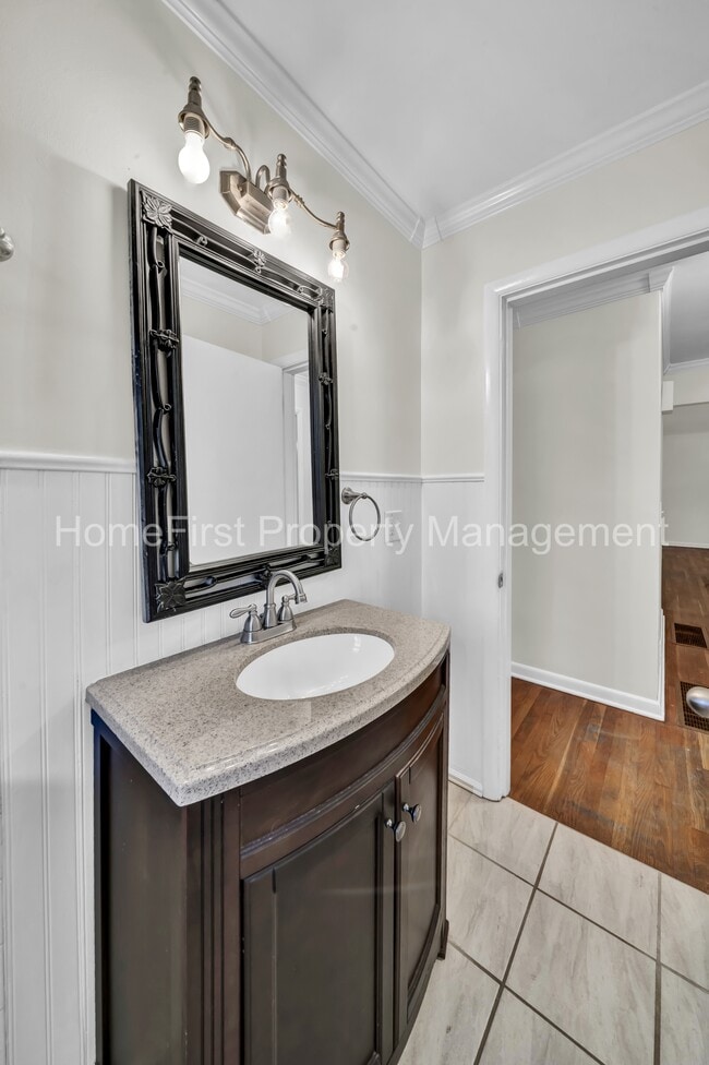 Building Photo - 118 Meadowlark Dr