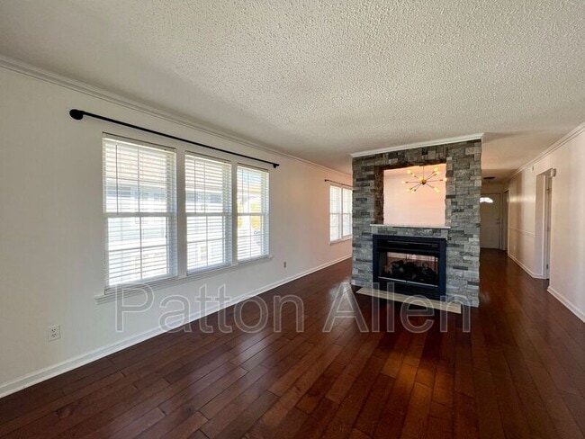 Building Photo - 4606 Breakers Ln