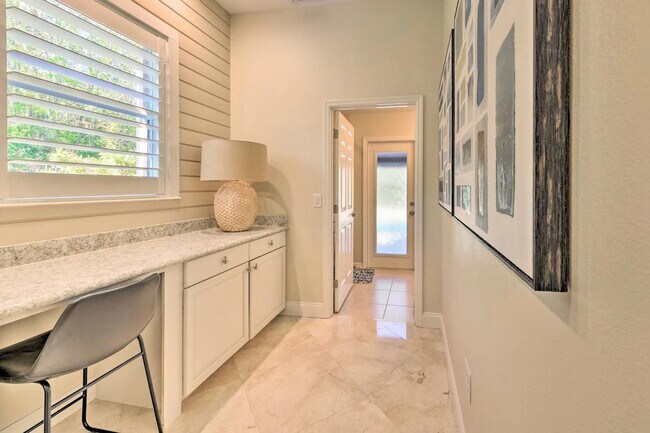 Building Photo - 7510 Camden Harbour Dr