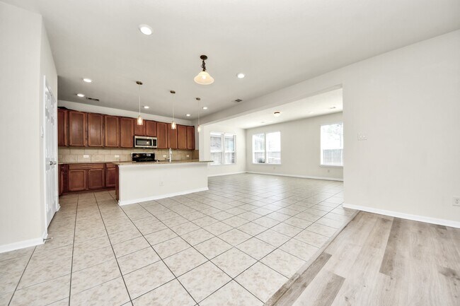 Building Photo - 24123 Adobe Ridge Ln