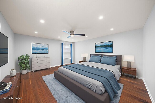 Building Photo - 8954 Chatsworth Dr