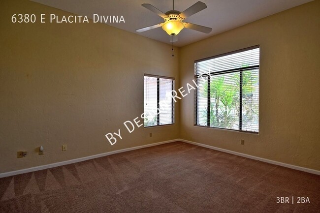 Building Photo - Las Ventanas 3 Bed 2 Bath - Close to Golf,...