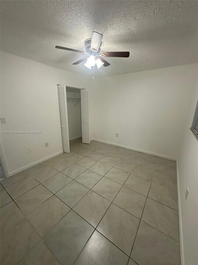 Building Photo - 2690 W 76th St