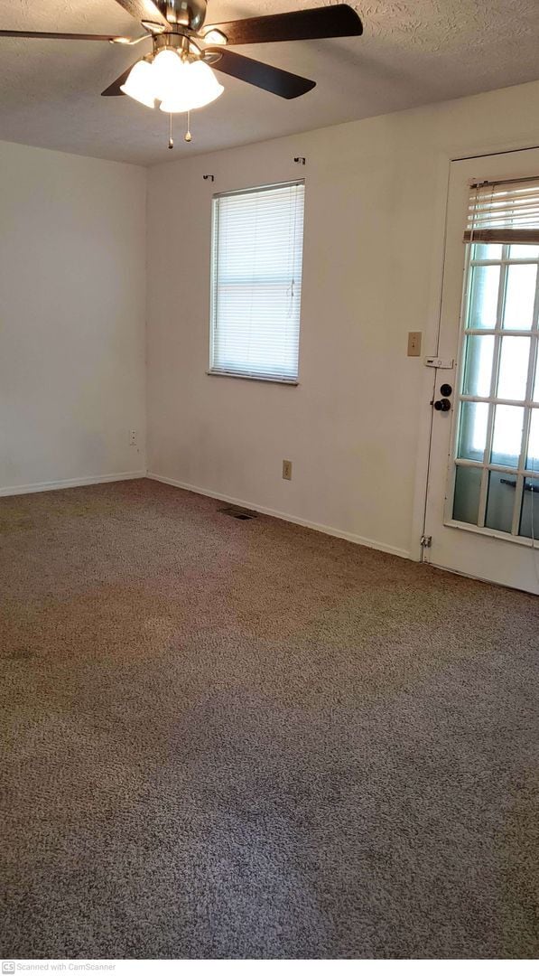 Building Photo - Cozy 3 Bed, 1 Bath, Convenient to I-70 and WPAFB, with AC!