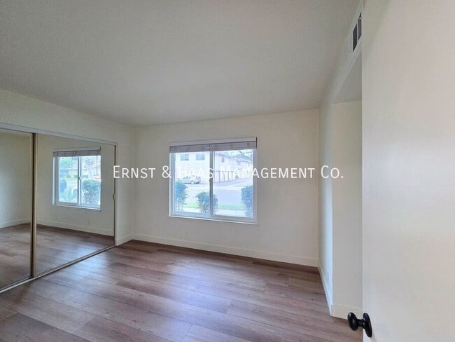 Building Photo - 12512 Cuesta Dr