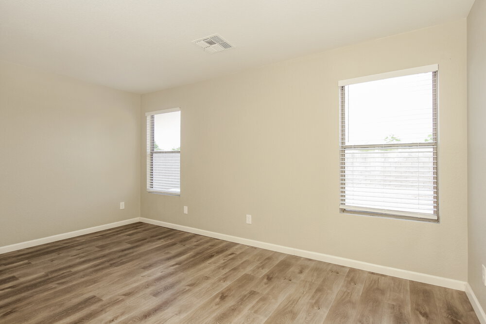 Building Photo - 9650 W Payson Rd