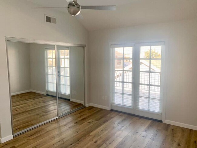 Building Photo - Lovely Carlsbad Home in the Gated Community of Harbor Point