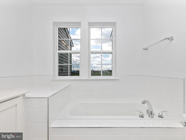 Building Photo - 169 Union Ridge Dr
