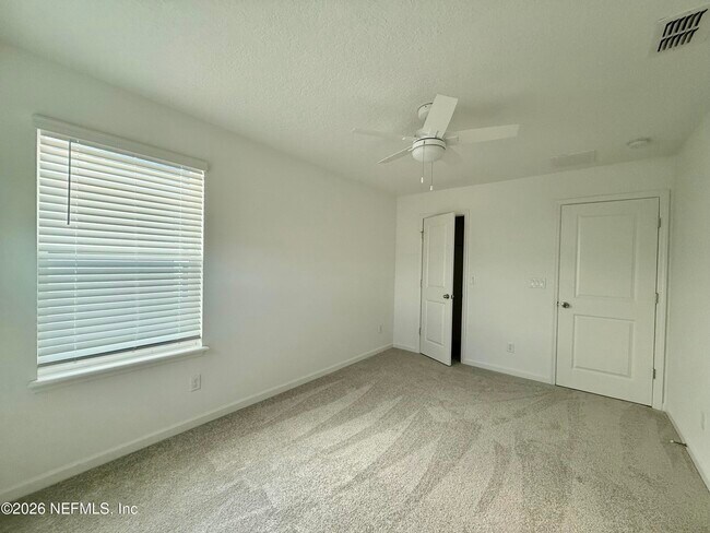 Building Photo - 4033 Haydon Burns Pl