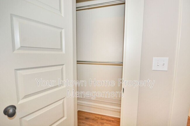 Building Photo - 63 Norwood Ave NE