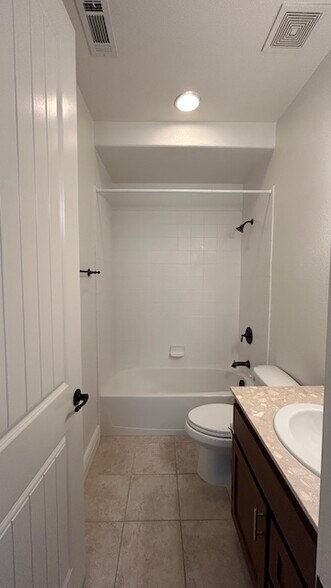 2nd bathroom - 3408 Fostoria Way